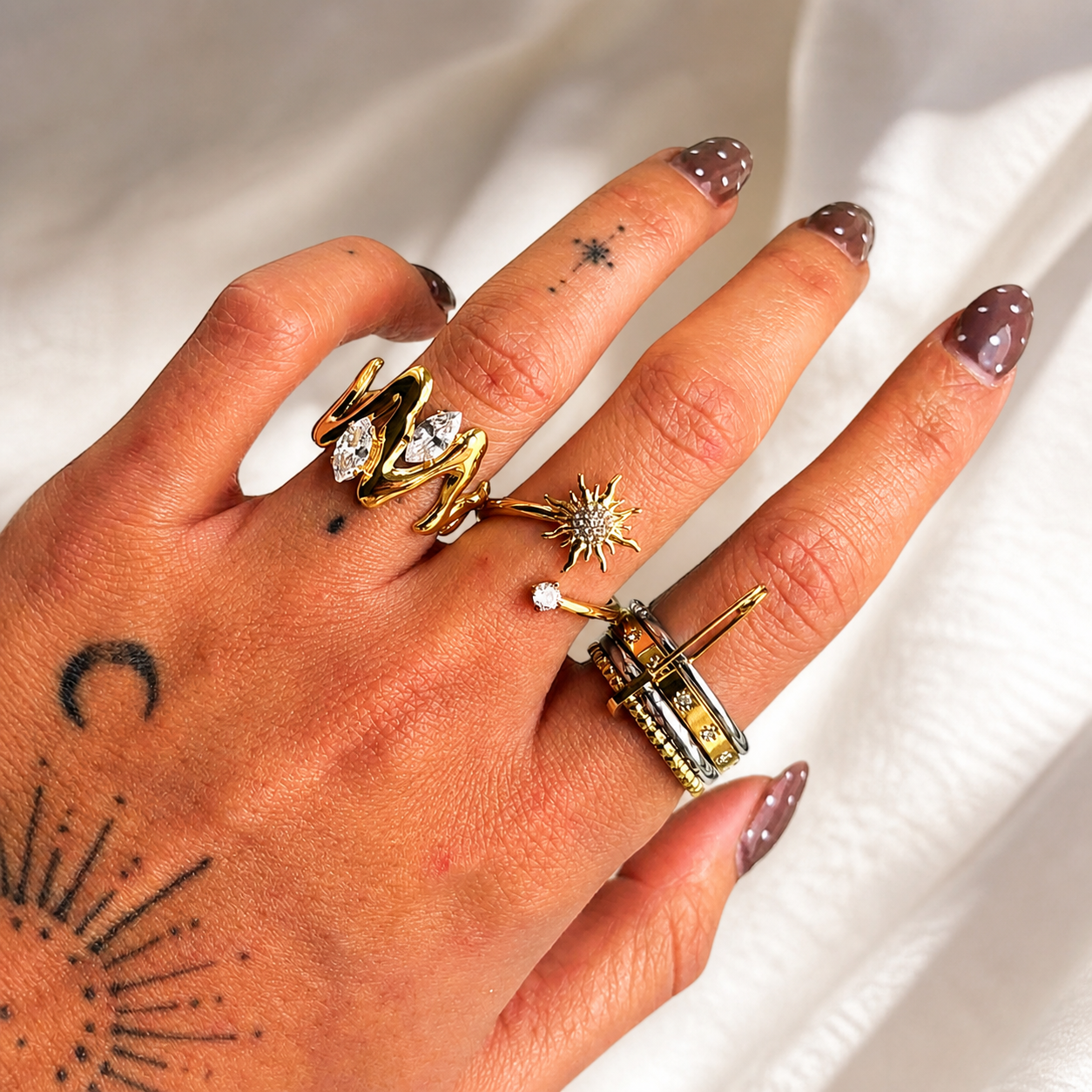 Twirl Ring (Adjustable) by Arley London — view 3